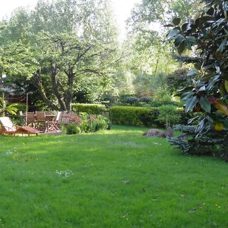 Independant Avec Jardin Au Bord De La Riviere - Fr-1-489-247 *